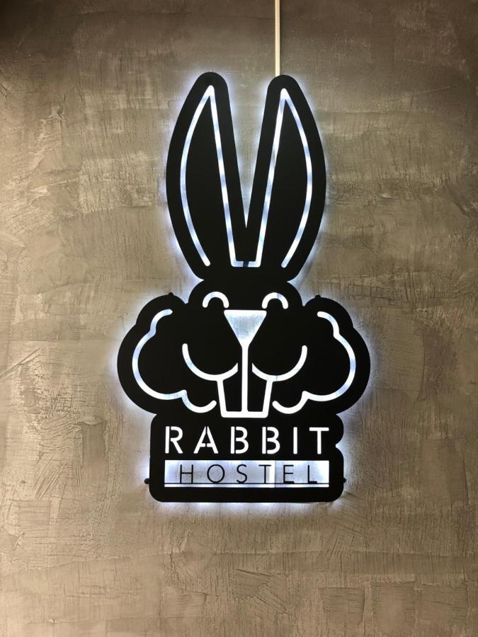 Rabbit Hotel 碧差汶 外观 照片